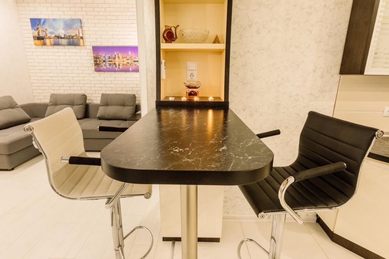 Center Apartments Zarechny Residential Complex Sumy Bagian luar foto